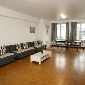 Belga 3 Bedrooms. Appartement Antwerpen